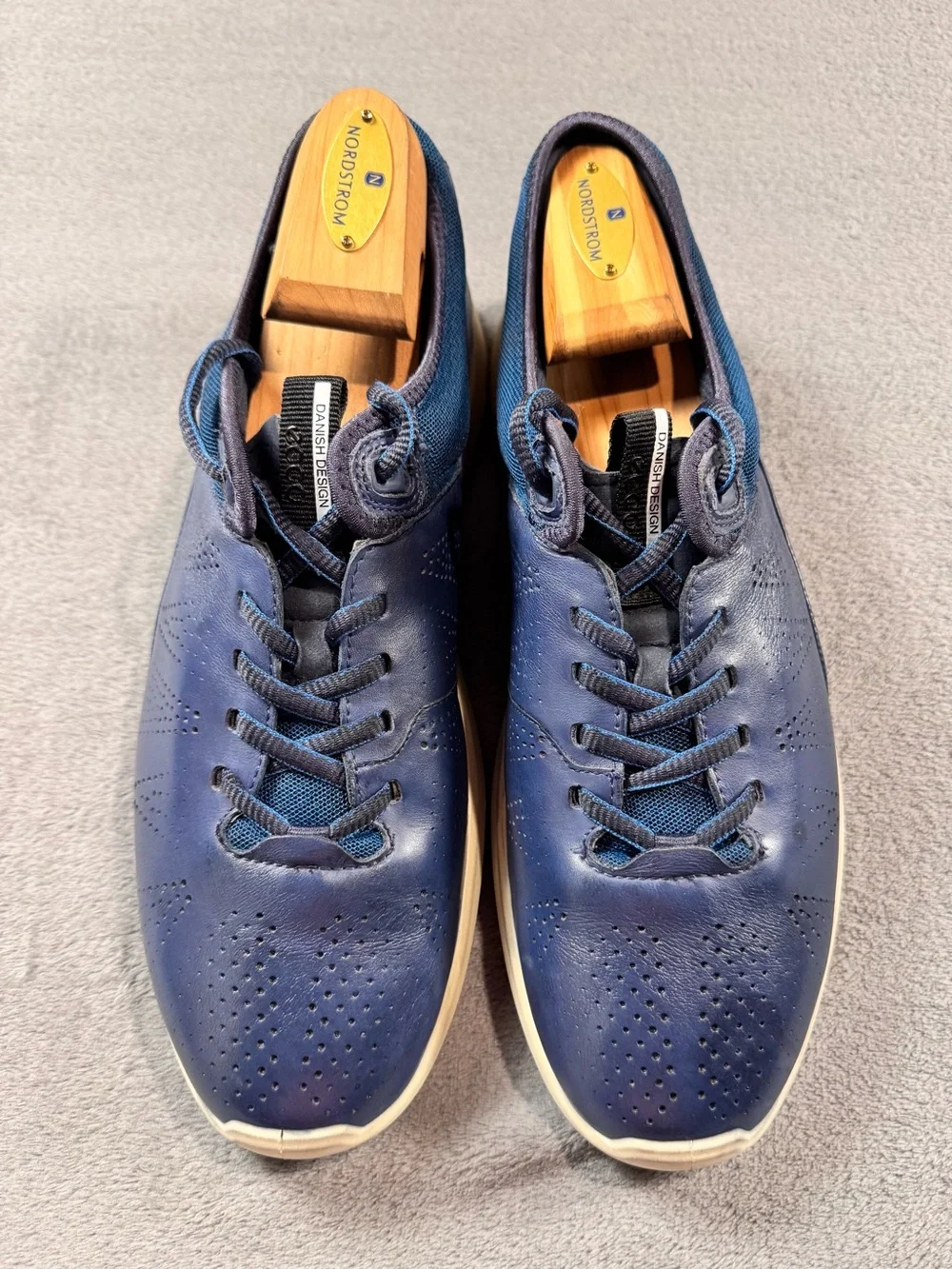 Ecco Danish Design Soft 5 Sneakers in Navy